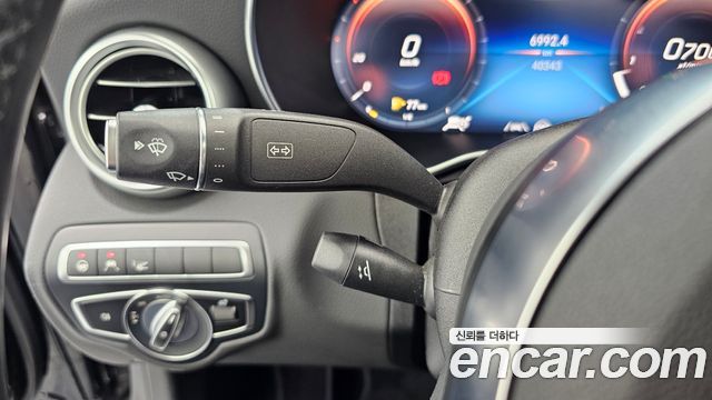Mercedes-Benz C-Class 2023 — photo 24