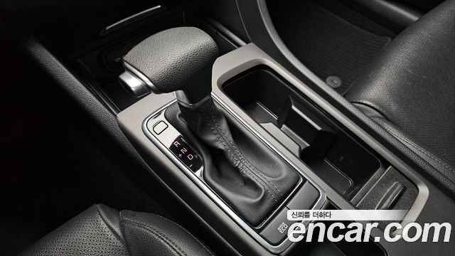 Kia K5 2016 — photo 9