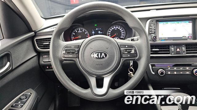 Kia K5 2016 — photo 12