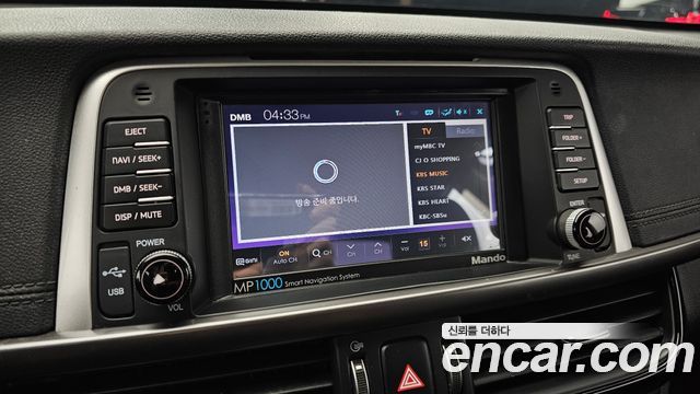Kia K5 2016 — photo 15