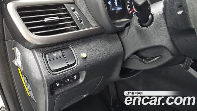 Kia K5 2016 — photo 16