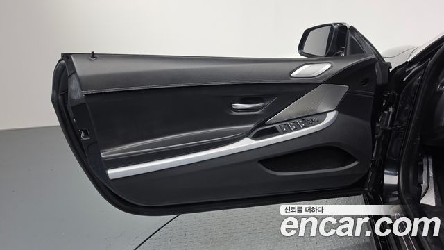 BMW 6-Series 2013 — photo 14
