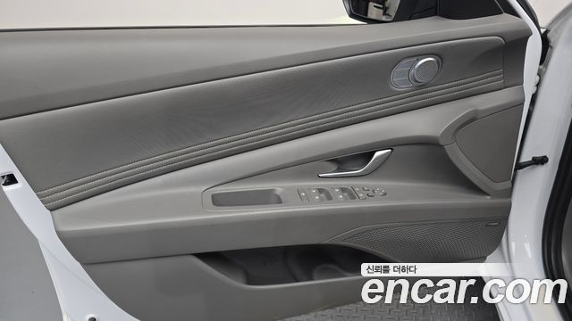 Hyundai AVANTE 2024 — photo 14