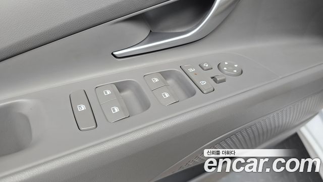 Hyundai AVANTE 2024 — photo 28