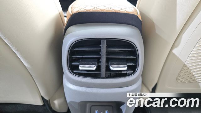 Hyundai AVANTE 2024 — photo 31