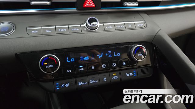 Hyundai AVANTE 2024 — photo 32
