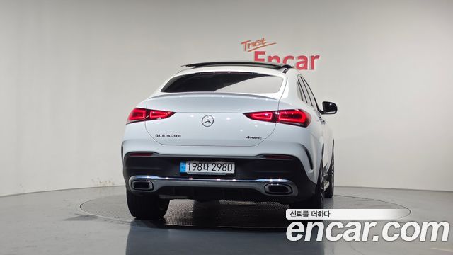 Mercedes-Benz GLE-Class 2023 — photo 4