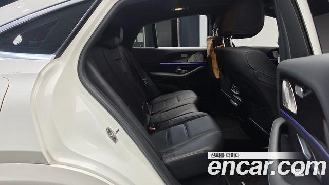 Mercedes-Benz GLE-Class 2023 — photo 12