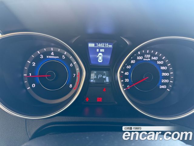 Hyundai AVANTE 2012 — photo 7