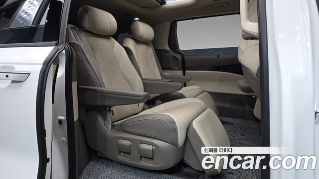 Kia Canival 2025 — photo 18