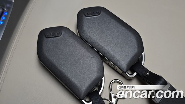 Kia Canival 2025 — photo 23