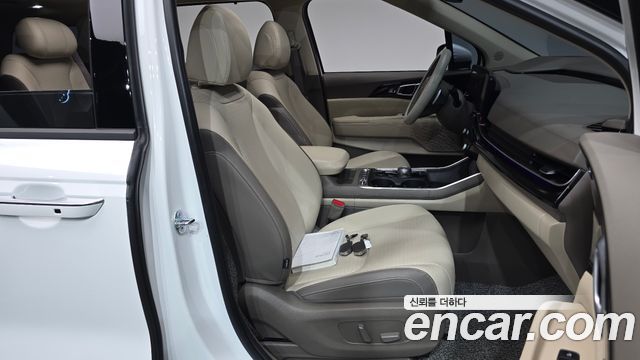 Kia Canival 2025 — photo 16