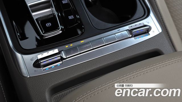 Kia Canival 2025 — photo 30