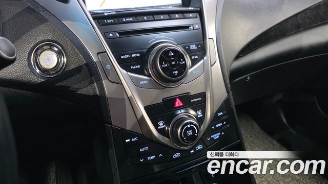 Hyundai Grandeur 2014 — photo 22