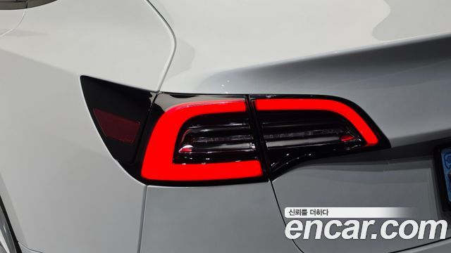 Tesla Model 3 2022 — photo 9