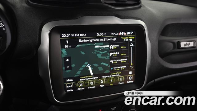 Jeep Renegade 2021 — photo 21
