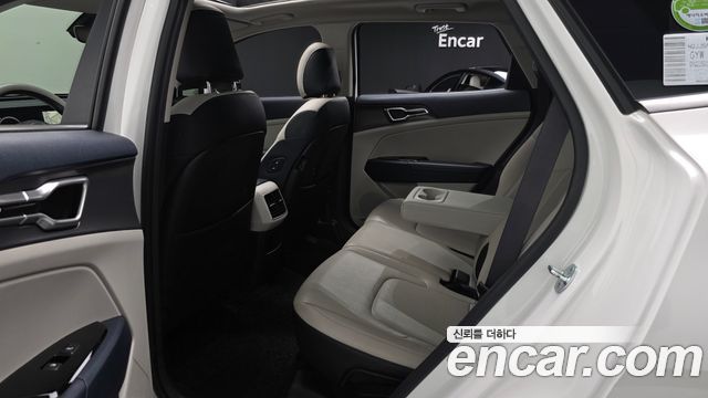 Kia Sportage 2022 — photo 17