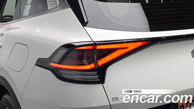 Kia Sportage 2022 — photo 9