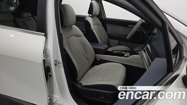 Kia Sportage 2022 — photo 16