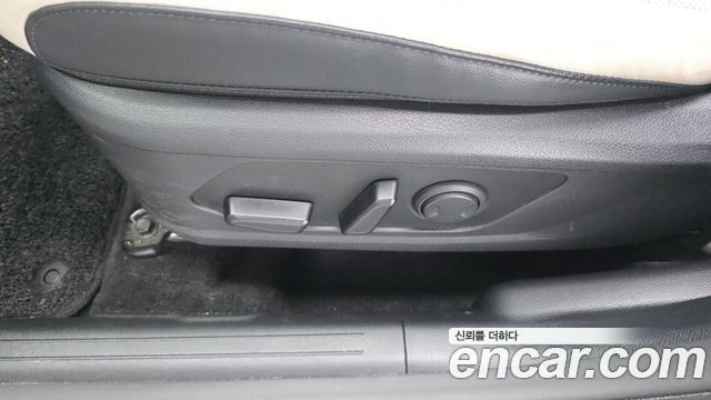 Kia Sportage 2022 — photo 32