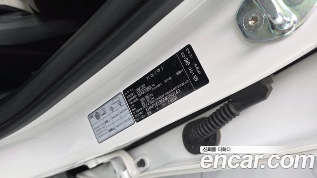 Kia Sportage 2022 — photo 36