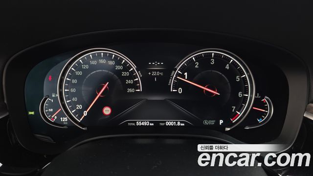 BMW 5-Series 2017 — photo 8