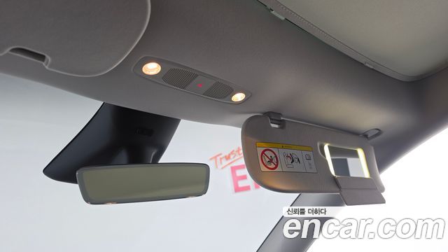Tesla Model Y 2024 — photo 25