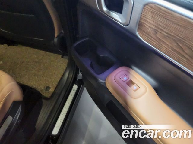 Hyundai Santafe 2025 — photo 12