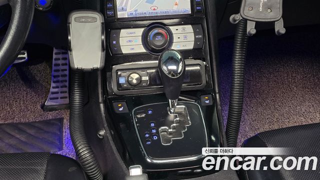 Hyundai Genesis 2010 — photo 9