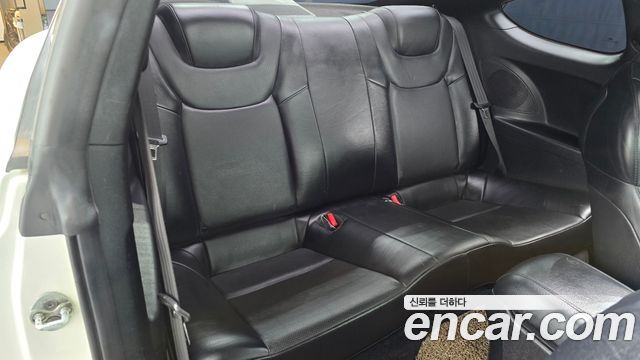 Hyundai Genesis 2010 — photo 12