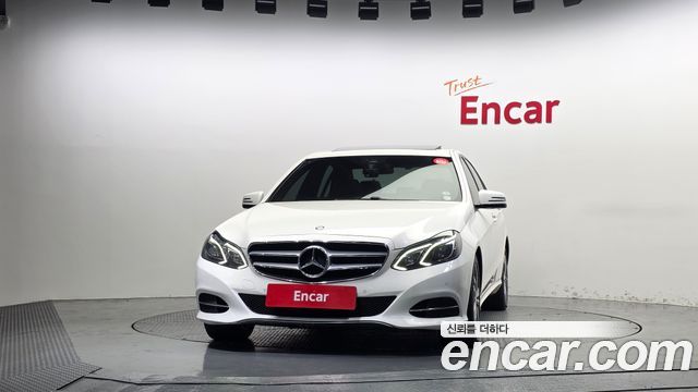 Mercedes-Benz E-Class 2016 — photo 3