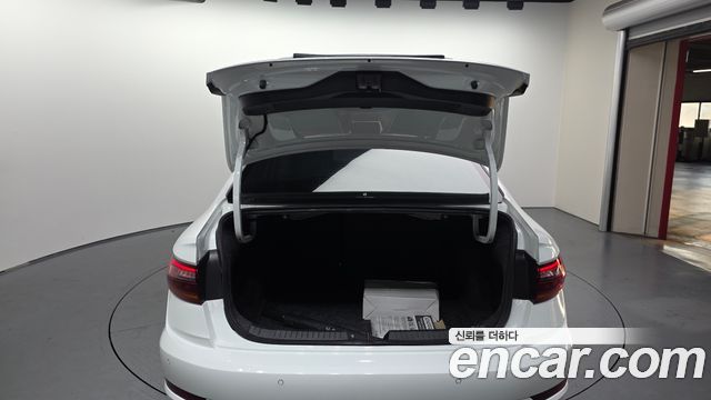 Volkswagen Jetta 2021 — photo 26