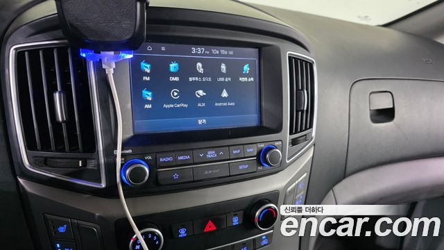 Hyundai Starex 2019 — photo 19