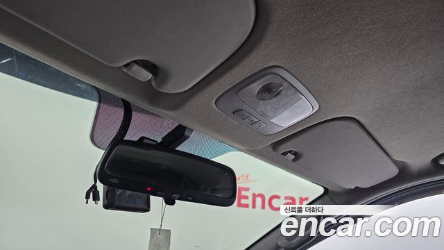 Hyundai Starex 2019 — photo 29