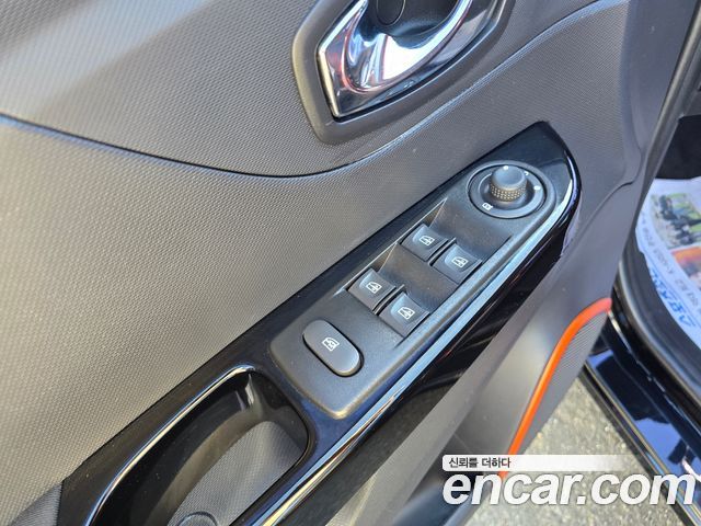 Renault Korea QM3 2016 — photo 18