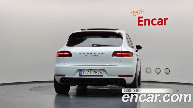 Porsche Macan 2017 — photo 4