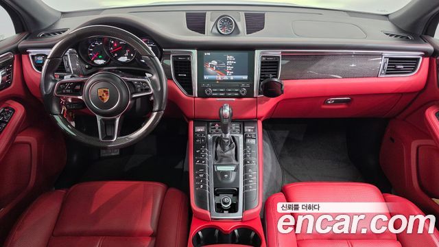 Porsche Macan 2017 — photo 7