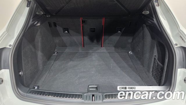 Porsche Macan 2017 — photo 20
