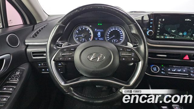 Hyundai Sonata 2020 — photo 11