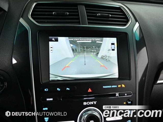 Ford Explorer 2016 — photo 15
