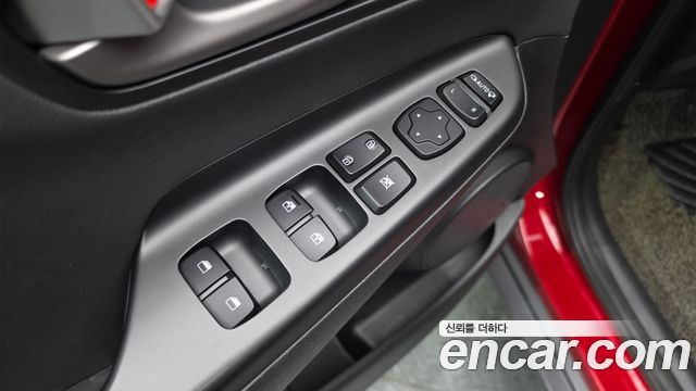 Hyundai Kona 2018 — photo 28