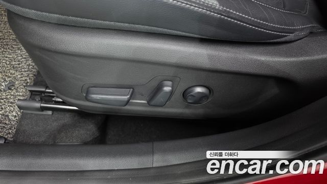 Hyundai Kona 2018 — photo 31
