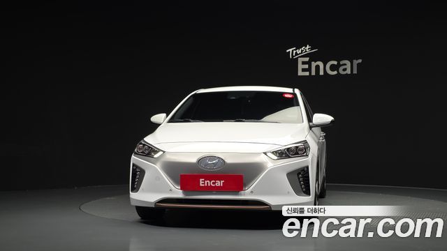 Hyundai Ioniq 2018 — photo 3