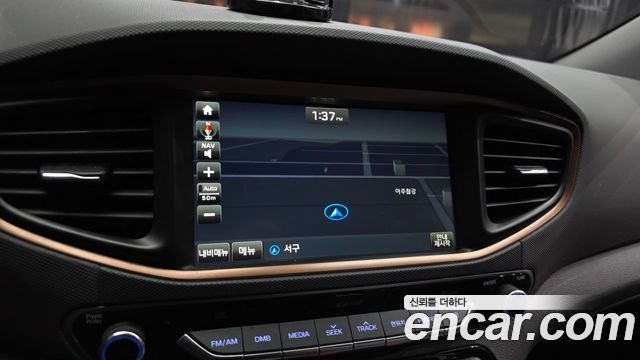 Hyundai Ioniq 2018 — photo 21