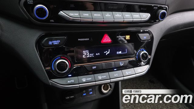 Hyundai Ioniq 2018 — photo 27