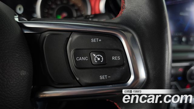 Jeep Wrangler 2018 — photo 22