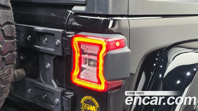Jeep Wrangler 2018 — photo 9