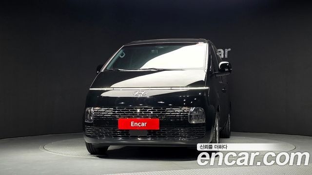 Hyundai Staria 2022 — photo 3