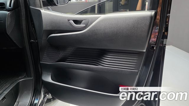Hyundai Staria 2022 — photo 14