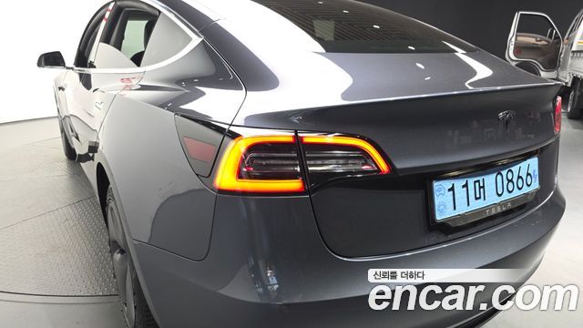 Tesla Model 3 2020 — photo 9